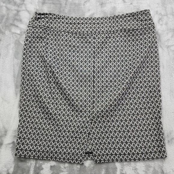 SOHO Apparel Skirt Women L Black White Geometric Pull On Pencil Back Slit Office - Picture 2 of 7